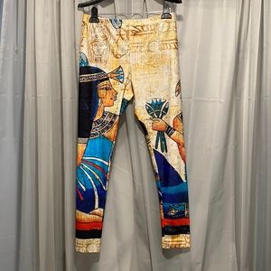 Leggings with Ancient Egyptian art pattern